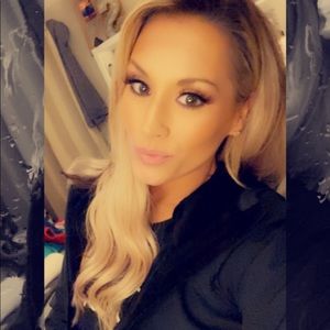 Meet your Posher, Crystal